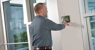 Los Angeles City Locksmith Los Angeles, CA 310-765-9485 - Comm-Locksmith-key